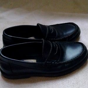 Oak meadow boys dress shoes! Size 2 1/2